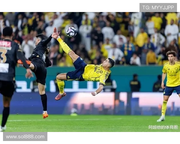 C罗双响皇马遭绝杀曼城差两分 C罗双响皇马遭绝杀曼城差两分