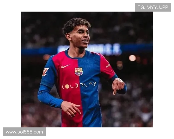 C罗:亚马尔会是新一代最佳之一,他在做我和梅西这个年纪没做到的 C罗:亚马尔会是新一代最佳之一,他在做我和梅西这个年纪没做到的